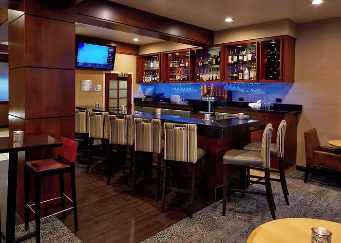 Courtyard By Marriott Bloomington Mall Of America
